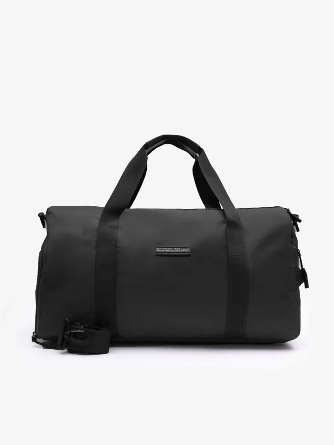 Сумка спортивная Baggins 3053 черная Сумка спортивная Baggins 3053 черная
