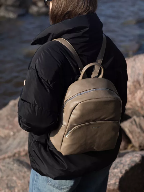 Рюкзак городской David Jones 7727 warm taupe