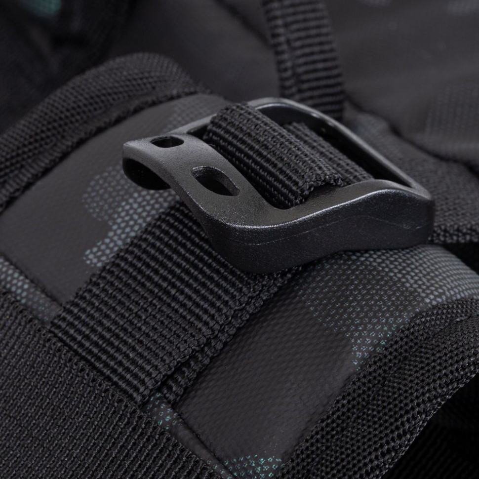 Рюкзак для ноутбука 17.3" RIVACASE, 7661 navy camo