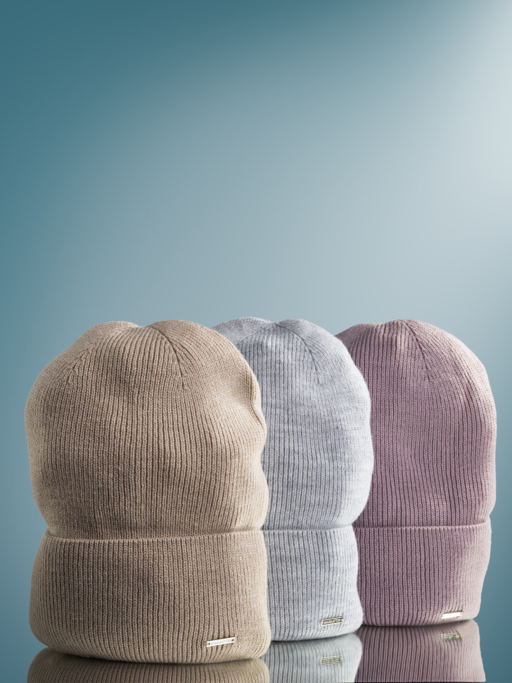 Шапка женская 12304 MARHATTER бежевый (56-58)