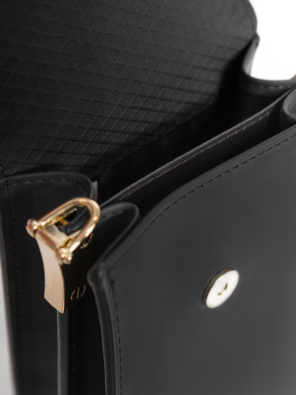 Сумка Prettyzys L049 черная Сумка Prettyzys L049 черная