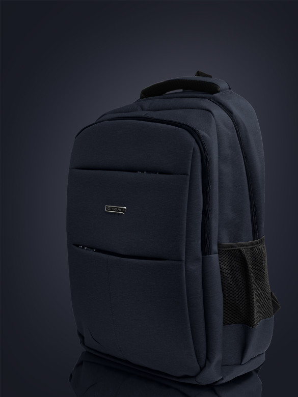 Рюкзак с ортопедической спинкой 2268 чёрный, с нагрудным ремнём Рюкзак с ортопедической спинкой 2268 чёрный, с нагрудным ремнём