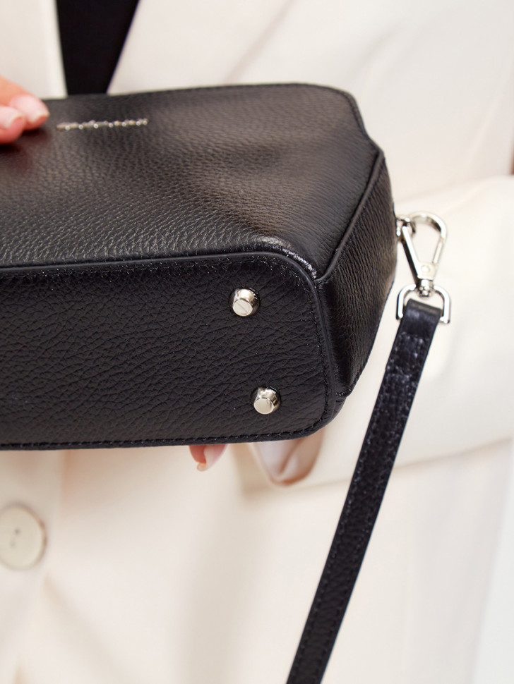 Сумка Curanni 2537 вителло черная