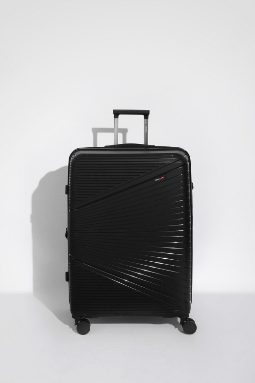 Чемодан Eberhart 49M Miracle полипропилен 