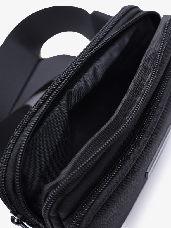 Сумка на пояс Baggins 35007 черная Сумка на пояс Baggins 35007 черная