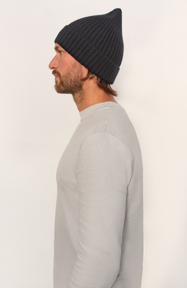 Мужская шапка 12106 MARHATTER черная