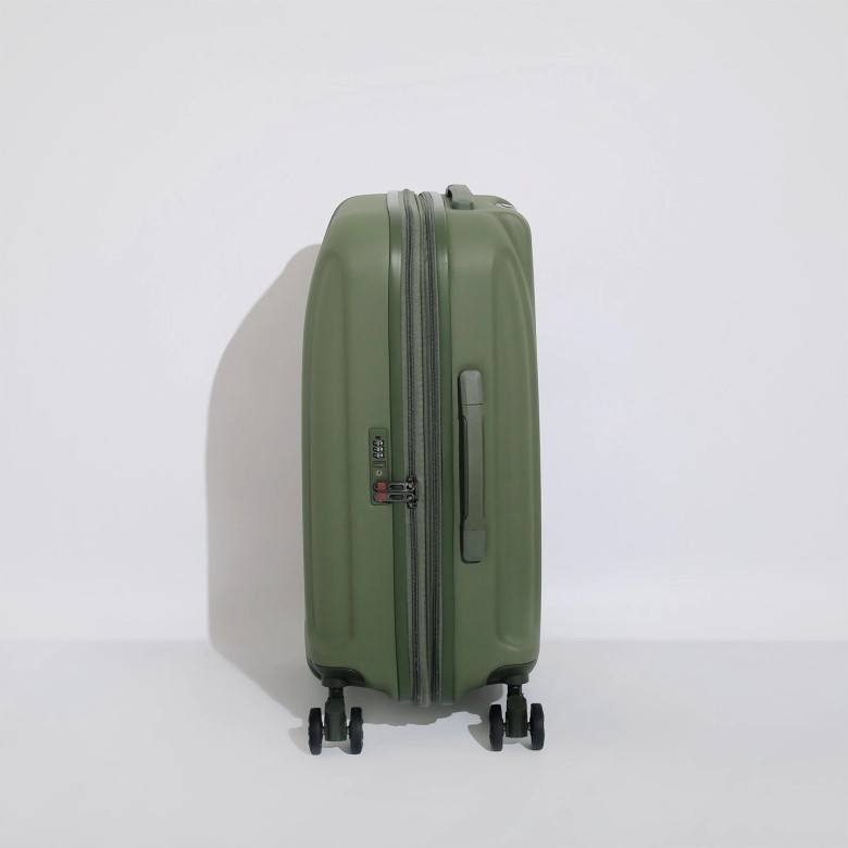  Чемодан Eberhart 06R Riviera 4 колеса