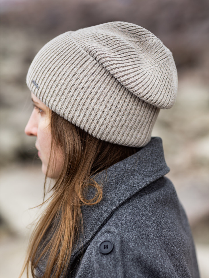 Шапка женская 12089 MARHATTER бежевый (56-58)